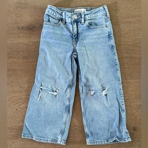Girls Abercrombie high rise wide leg jeans size 5-6 short.